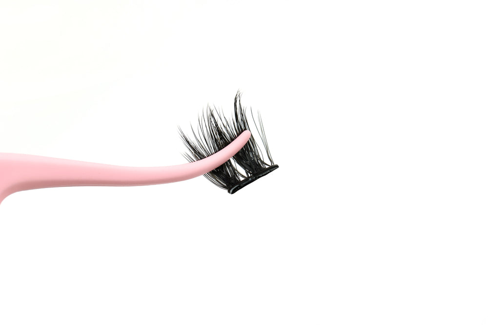 SAY LESS™ | Pre-Glued Lashes